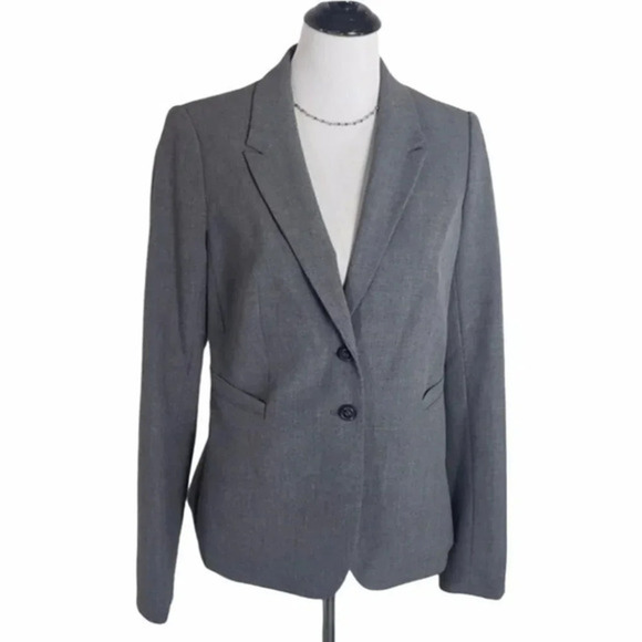 The‎ Limited 10 gray 2 button blazer LNC - Picture 1 of 6